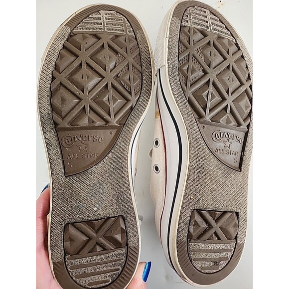 Converse Chuck Taylor All Star White Low Top Sneaker in Women's Size 7 Mens Sz 5 - Picture 2 of 16